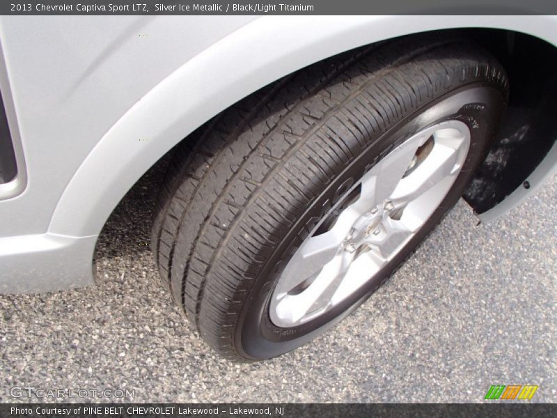 Silver Ice Metallic / Black/Light Titanium 2013 Chevrolet Captiva Sport LTZ