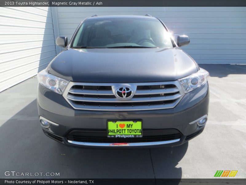 Magnetic Gray Metallic / Ash 2013 Toyota Highlander