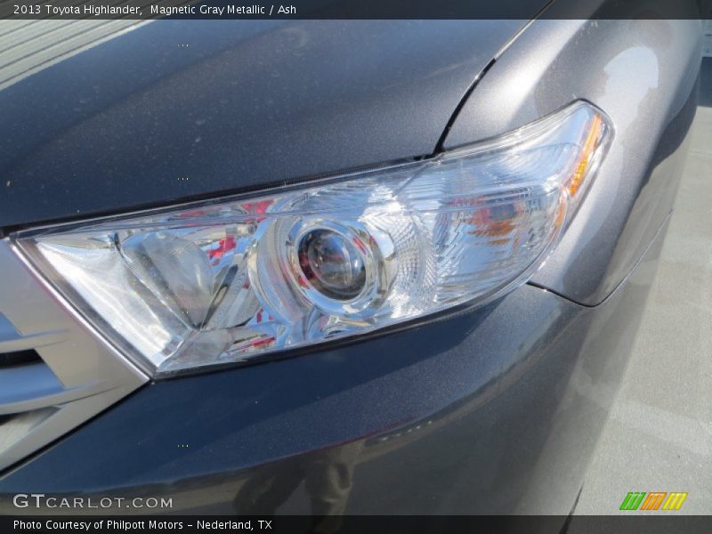 Magnetic Gray Metallic / Ash 2013 Toyota Highlander