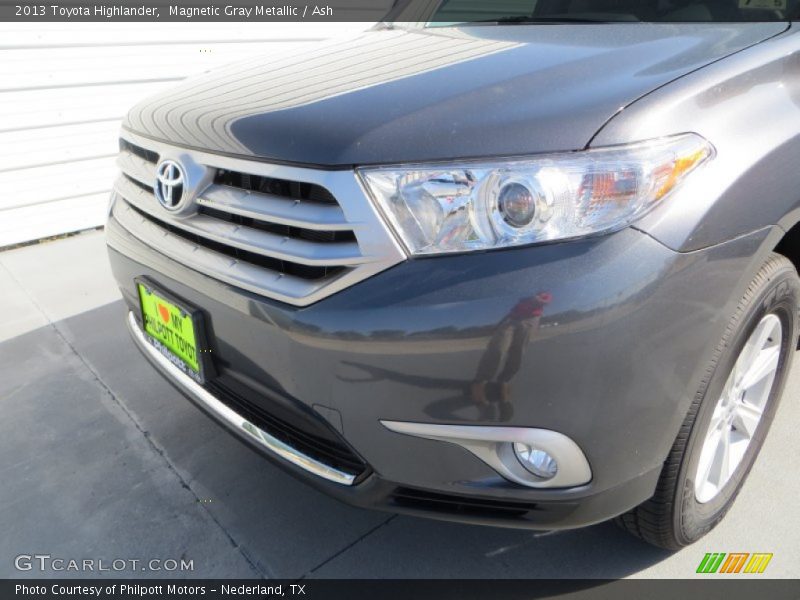 Magnetic Gray Metallic / Ash 2013 Toyota Highlander