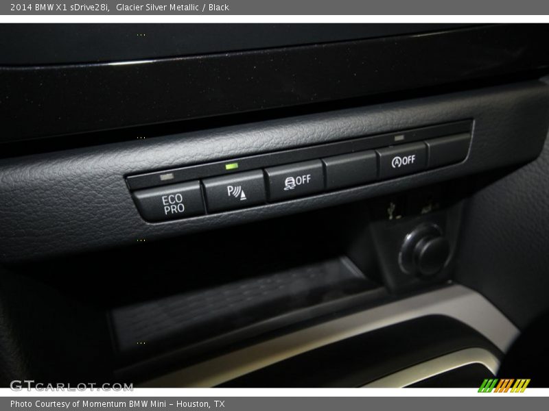 Glacier Silver Metallic / Black 2014 BMW X1 sDrive28i