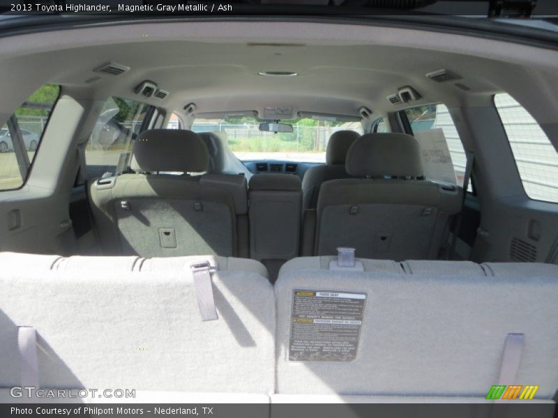 Magnetic Gray Metallic / Ash 2013 Toyota Highlander