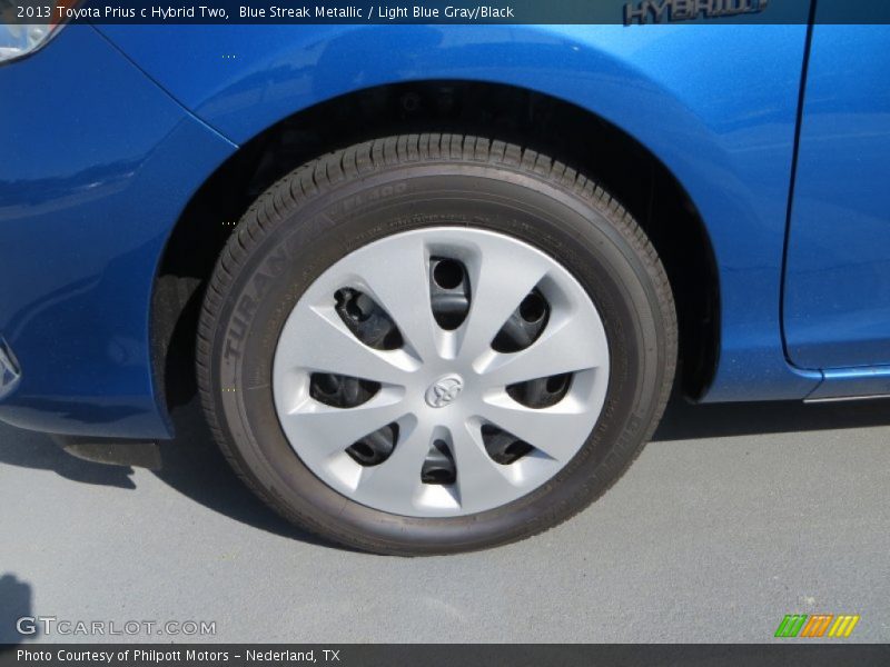 Blue Streak Metallic / Light Blue Gray/Black 2013 Toyota Prius c Hybrid Two