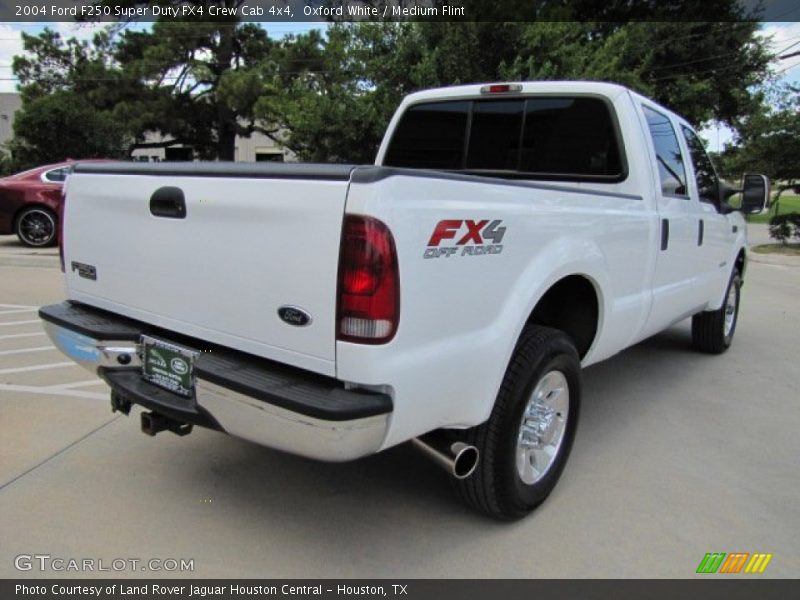 Oxford White / Medium Flint 2004 Ford F250 Super Duty FX4 Crew Cab 4x4
