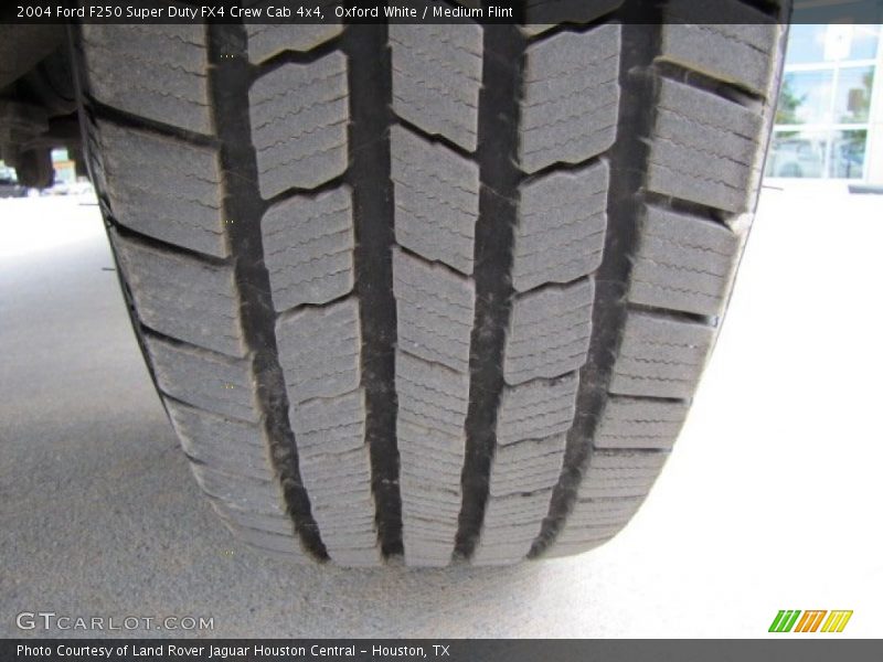 Oxford White / Medium Flint 2004 Ford F250 Super Duty FX4 Crew Cab 4x4