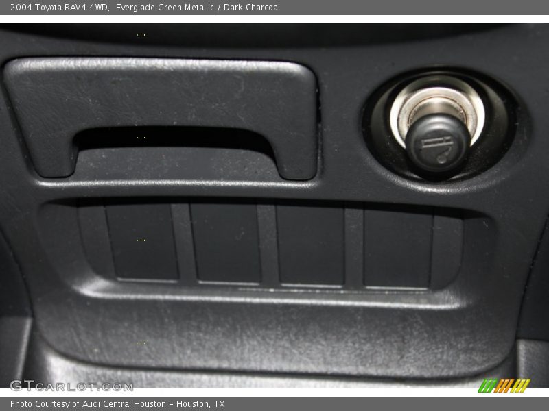 Everglade Green Metallic / Dark Charcoal 2004 Toyota RAV4 4WD