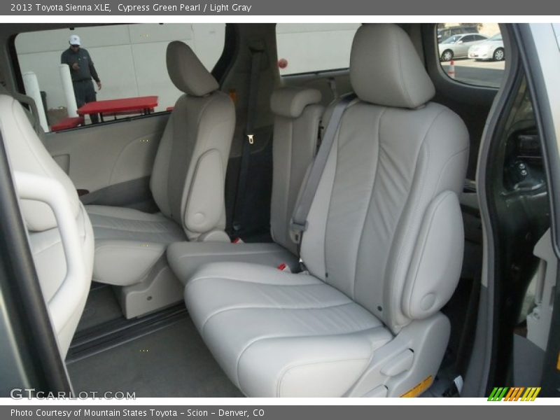 Cypress Green Pearl / Light Gray 2013 Toyota Sienna XLE