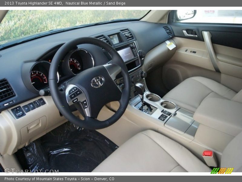Nautical Blue Metallic / Sand Beige 2013 Toyota Highlander SE 4WD