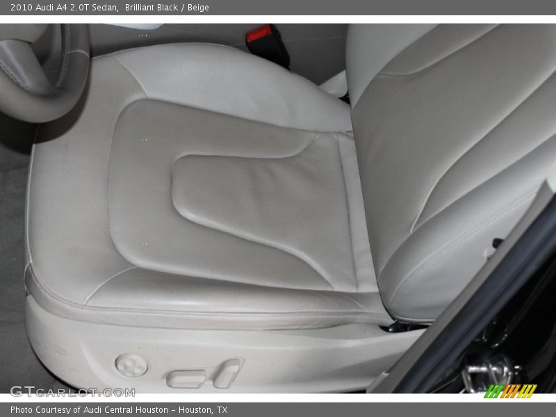 Brilliant Black / Beige 2010 Audi A4 2.0T Sedan