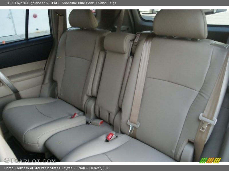 Shoreline Blue Pearl / Sand Beige 2013 Toyota Highlander SE 4WD