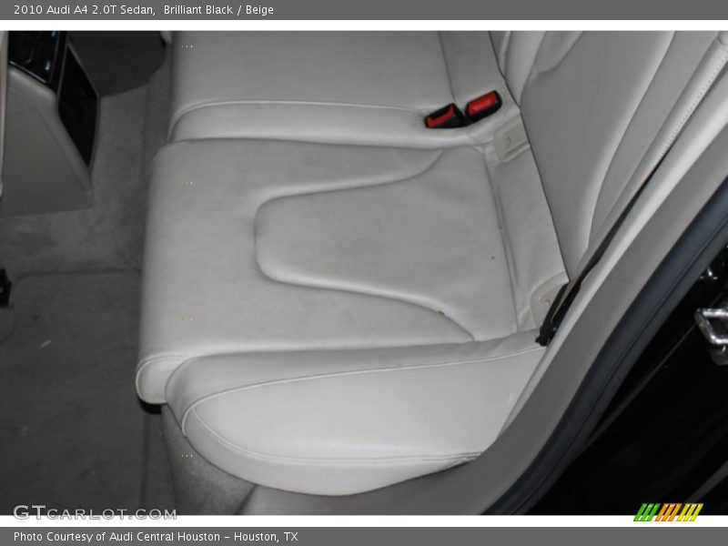 Brilliant Black / Beige 2010 Audi A4 2.0T Sedan