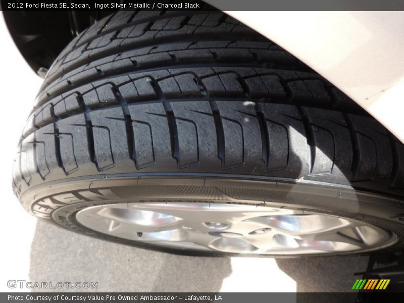 Ingot Silver Metallic / Charcoal Black 2012 Ford Fiesta SEL Sedan