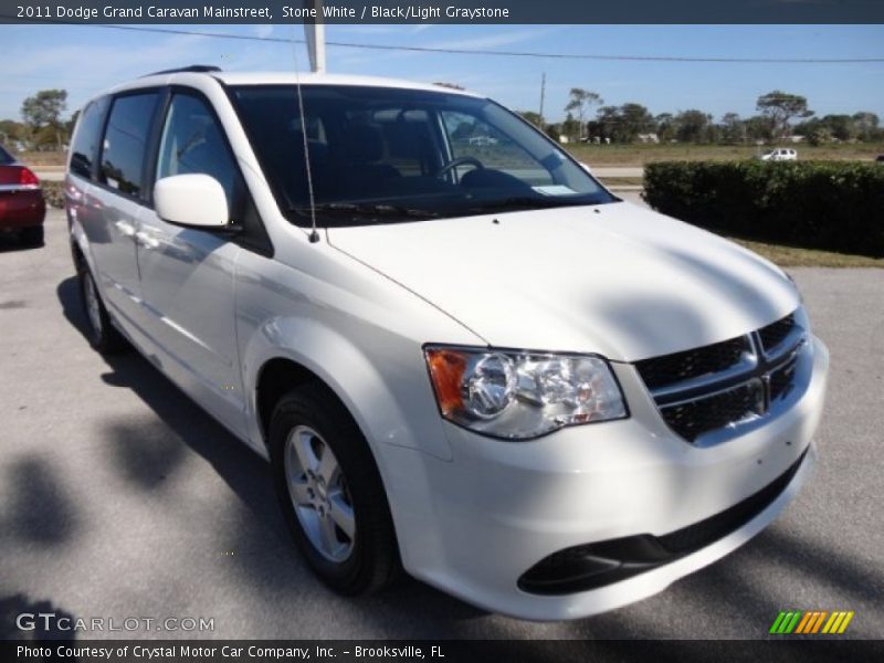 Stone White / Black/Light Graystone 2011 Dodge Grand Caravan Mainstreet