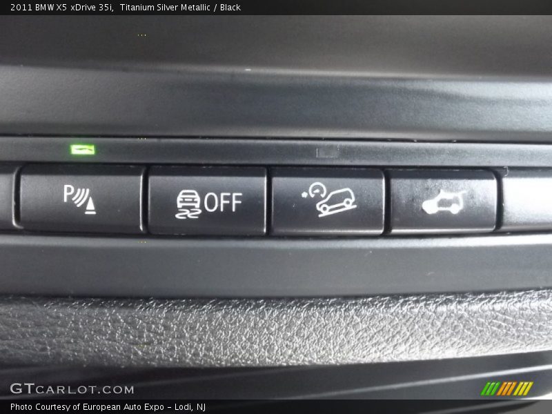 Titanium Silver Metallic / Black 2011 BMW X5 xDrive 35i