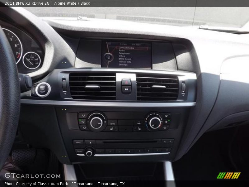 Alpine White / Black 2011 BMW X3 xDrive 28i