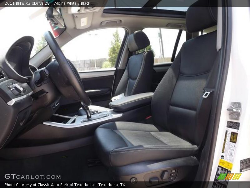 Alpine White / Black 2011 BMW X3 xDrive 28i