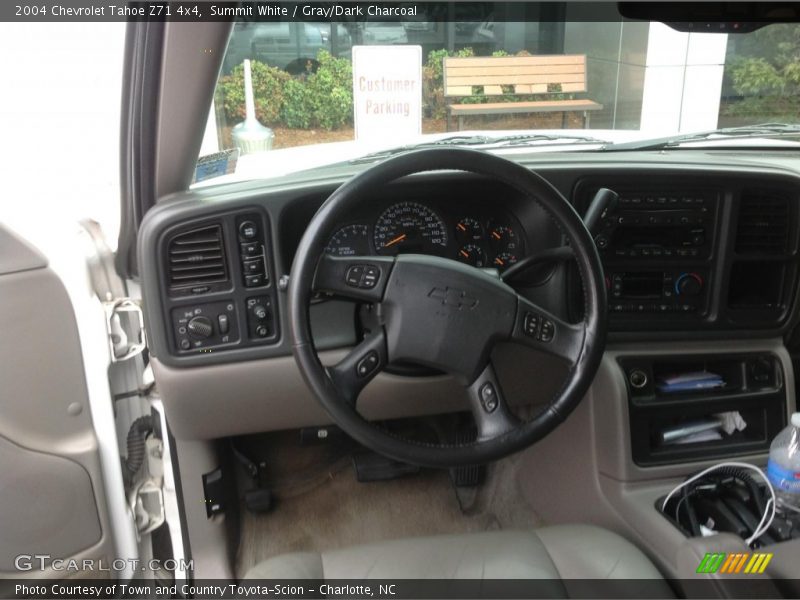 Summit White / Gray/Dark Charcoal 2004 Chevrolet Tahoe Z71 4x4