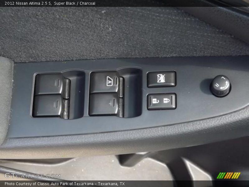 Super Black / Charcoal 2012 Nissan Altima 2.5 S