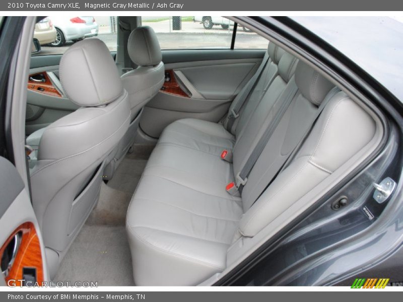 Magnetic Gray Metallic / Ash Gray 2010 Toyota Camry XLE