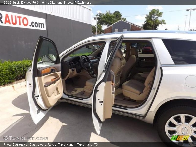 White Diamond Tricoat / Cashmere 2012 Buick Enclave FWD