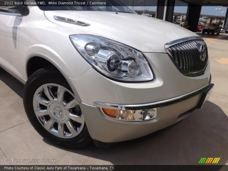 White Diamond Tricoat / Cashmere 2012 Buick Enclave FWD