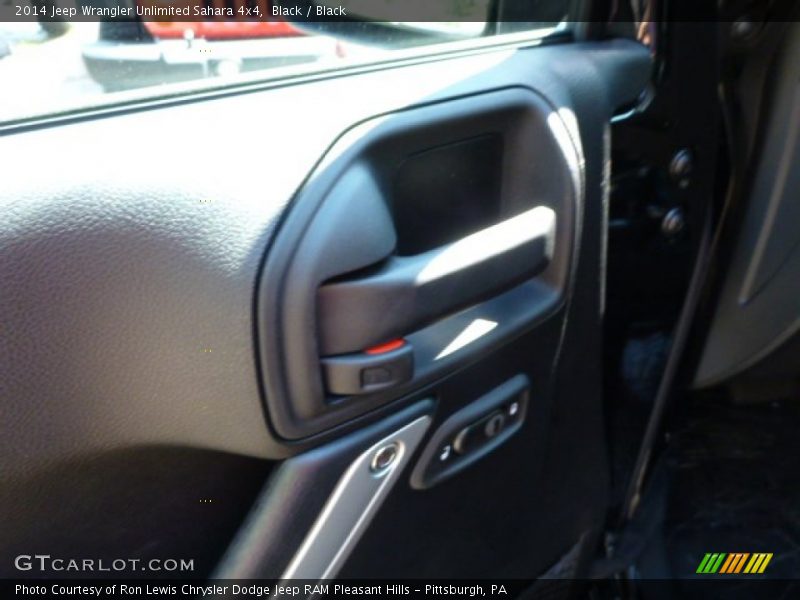 Black / Black 2014 Jeep Wrangler Unlimited Sahara 4x4