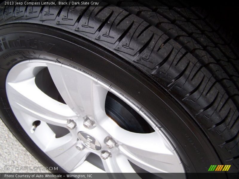 Black / Dark Slate Gray 2013 Jeep Compass Latitude