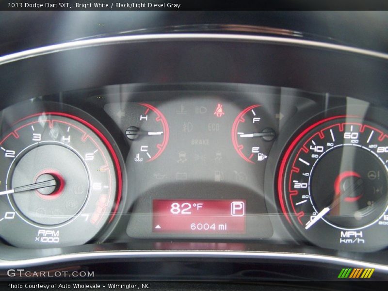 Bright White / Black/Light Diesel Gray 2013 Dodge Dart SXT