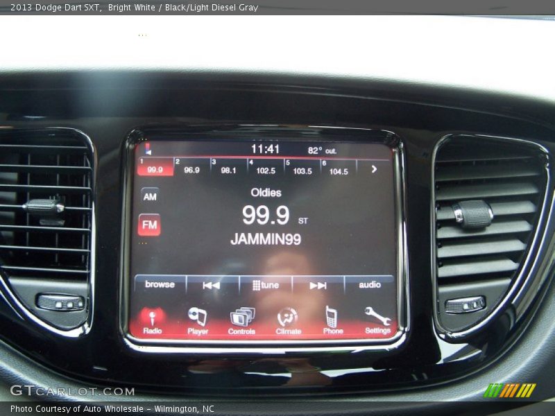 Bright White / Black/Light Diesel Gray 2013 Dodge Dart SXT