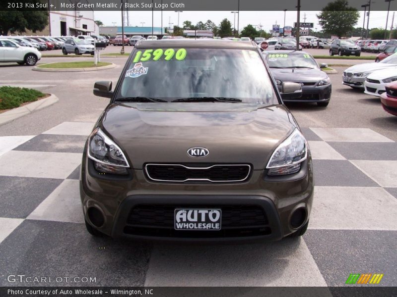 Moss Green Metallic / Black Soul Logo Cloth 2013 Kia Soul +