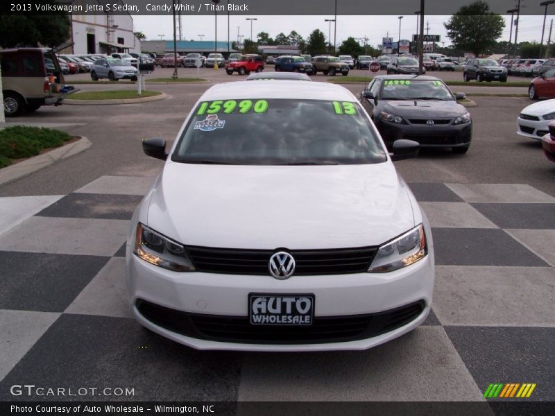 Candy White / Titan Black 2013 Volkswagen Jetta S Sedan