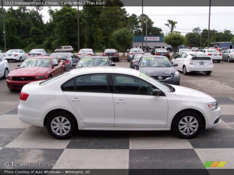 Candy White / Titan Black 2013 Volkswagen Jetta S Sedan