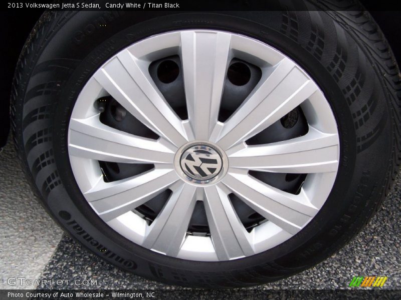 Candy White / Titan Black 2013 Volkswagen Jetta S Sedan