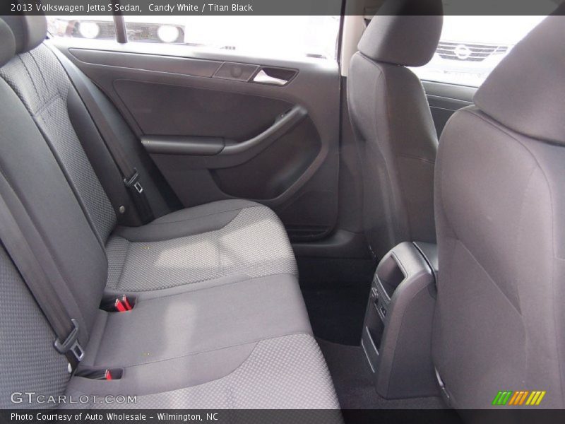 Candy White / Titan Black 2013 Volkswagen Jetta S Sedan