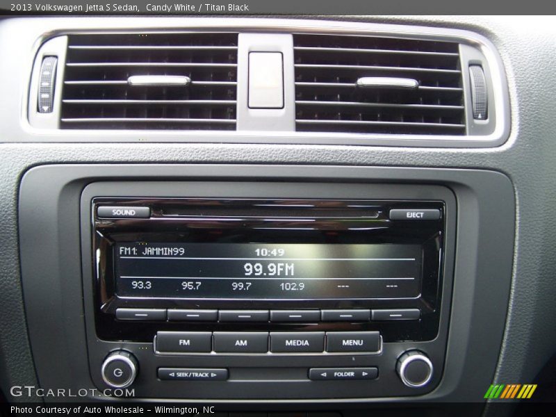 Candy White / Titan Black 2013 Volkswagen Jetta S Sedan