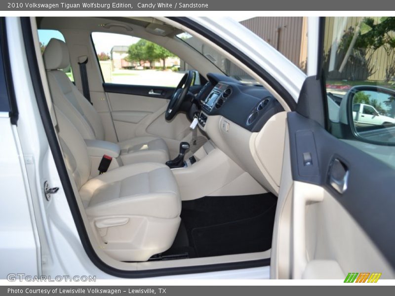 Candy White / Sandstone 2010 Volkswagen Tiguan Wolfsburg Edition