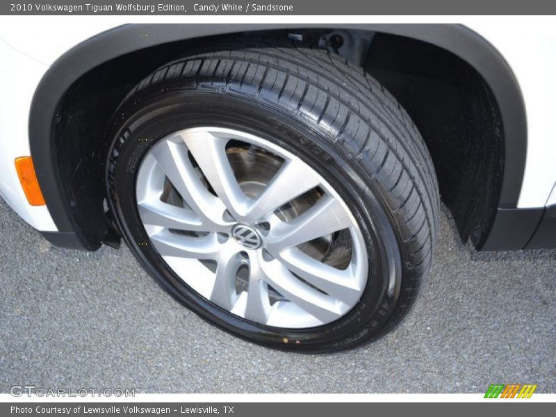 Candy White / Sandstone 2010 Volkswagen Tiguan Wolfsburg Edition