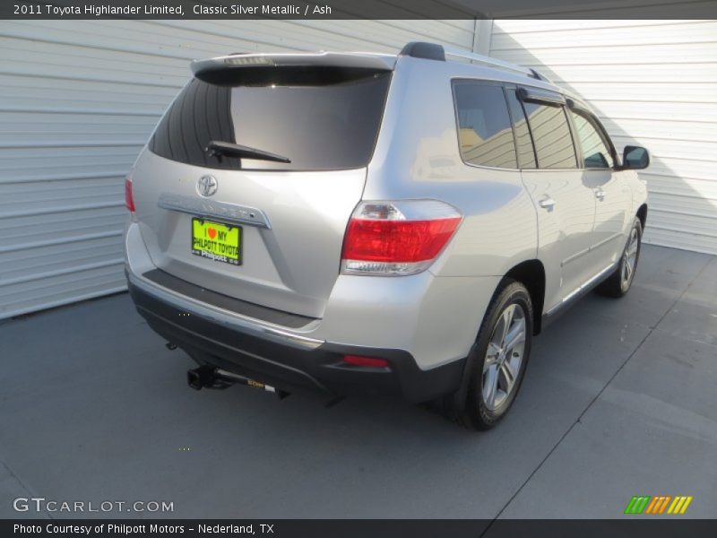 Classic Silver Metallic / Ash 2011 Toyota Highlander Limited