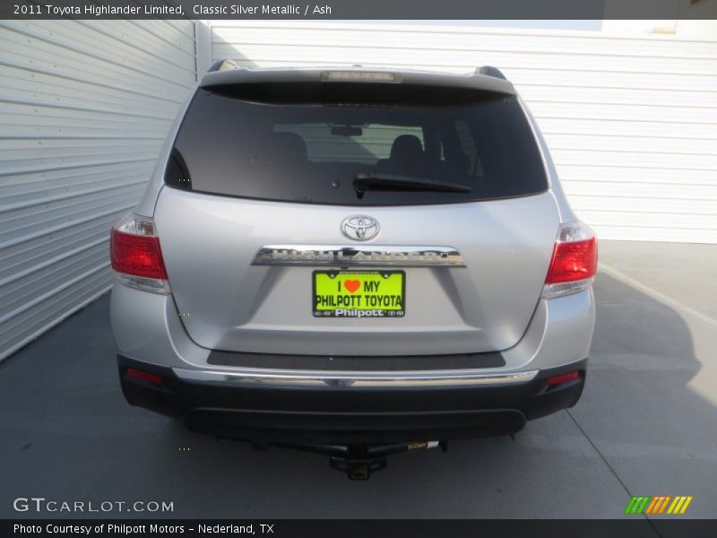 Classic Silver Metallic / Ash 2011 Toyota Highlander Limited