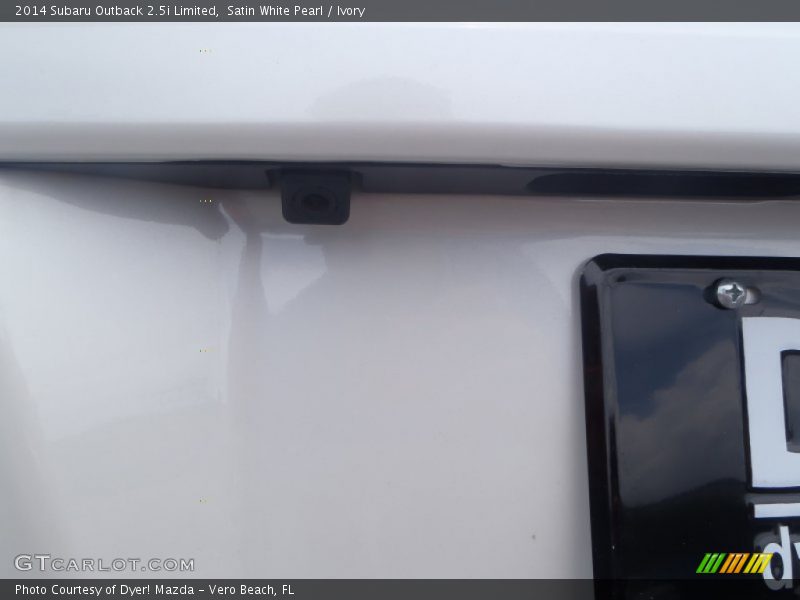 Satin White Pearl / Ivory 2014 Subaru Outback 2.5i Limited