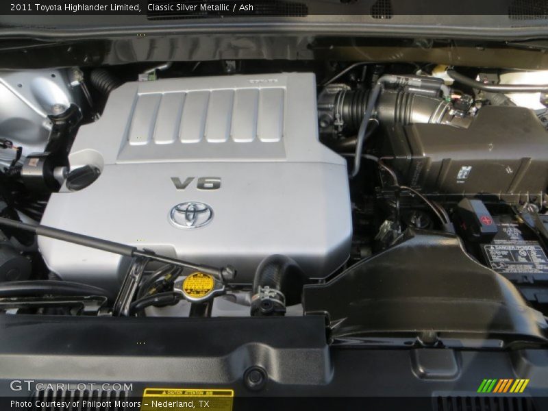 Classic Silver Metallic / Ash 2011 Toyota Highlander Limited