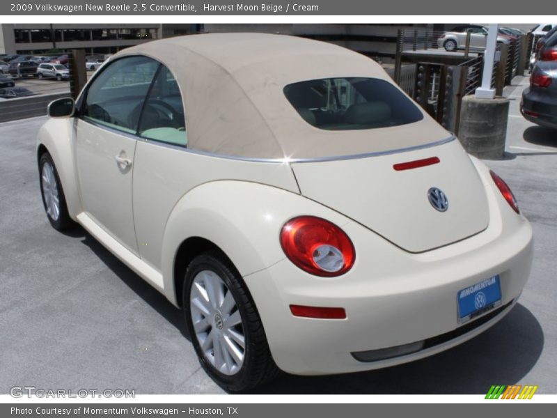 Harvest Moon Beige / Cream 2009 Volkswagen New Beetle 2.5 Convertible