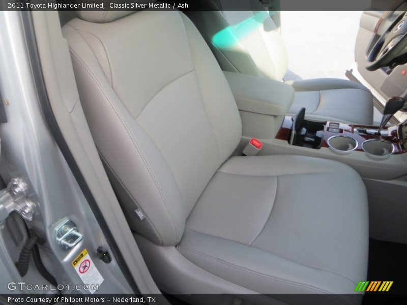 Classic Silver Metallic / Ash 2011 Toyota Highlander Limited