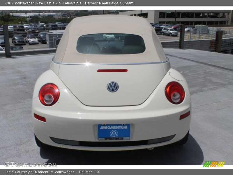Harvest Moon Beige / Cream 2009 Volkswagen New Beetle 2.5 Convertible