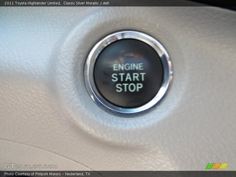 Classic Silver Metallic / Ash 2011 Toyota Highlander Limited
