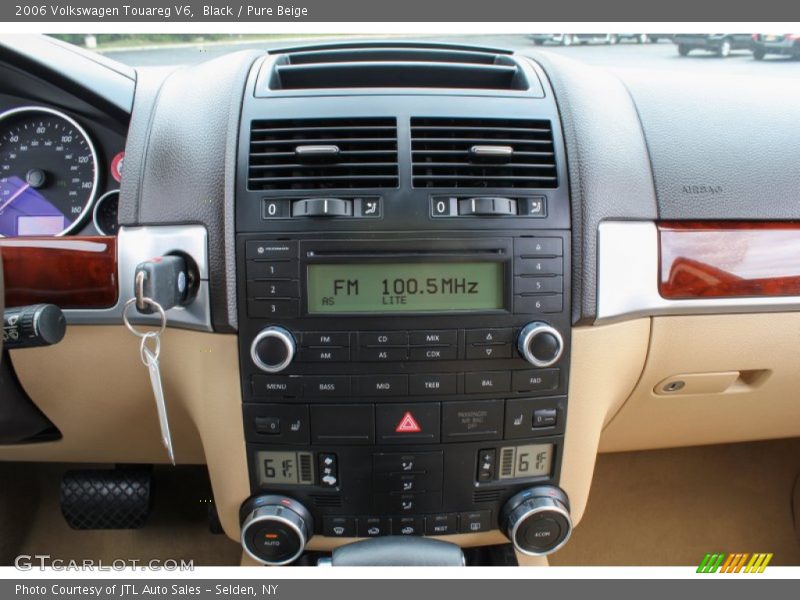 Black / Pure Beige 2006 Volkswagen Touareg V6
