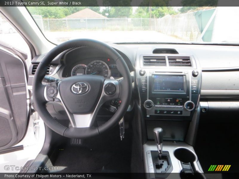 Super White / Black 2013 Toyota Camry SE
