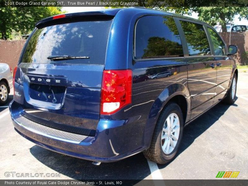 True Blue Pearl / Black/Light Graystone 2013 Dodge Grand Caravan SXT