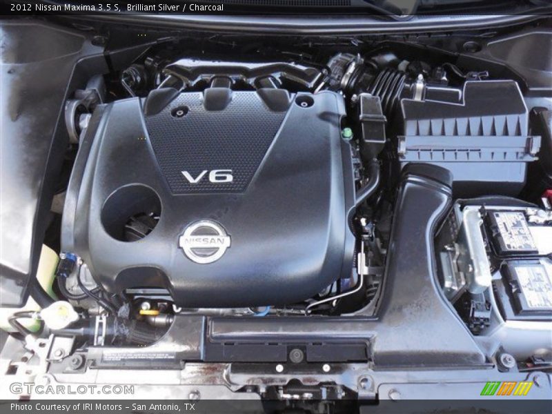 Brilliant Silver / Charcoal 2012 Nissan Maxima 3.5 S
