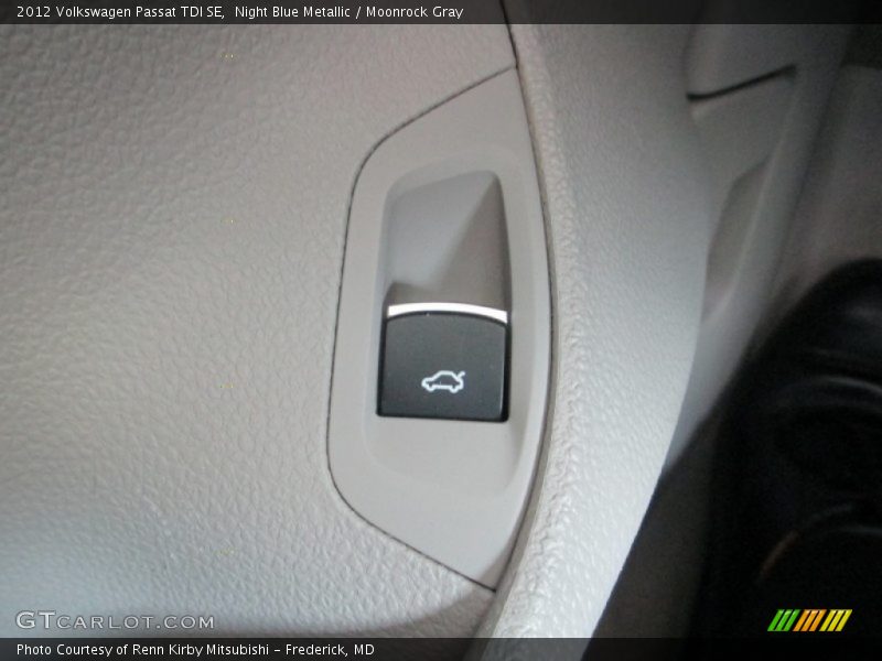 Night Blue Metallic / Moonrock Gray 2012 Volkswagen Passat TDI SE